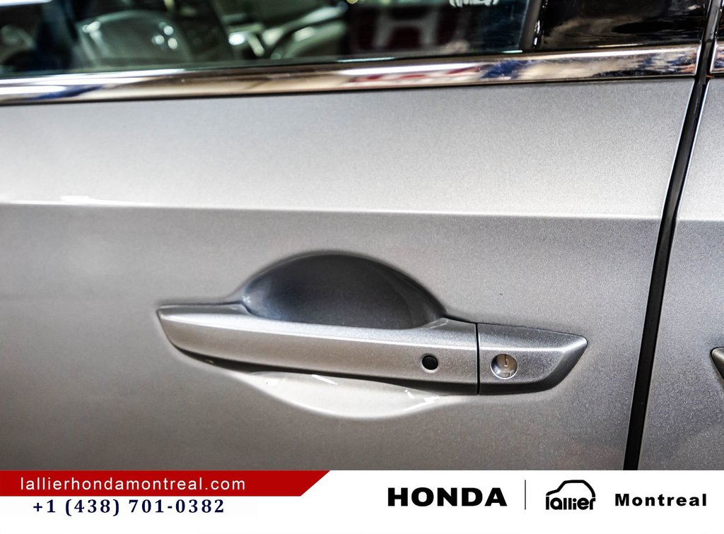 2026 Honda Odyssey Touring in Montréal, Quebec - 11 - w1024h768px