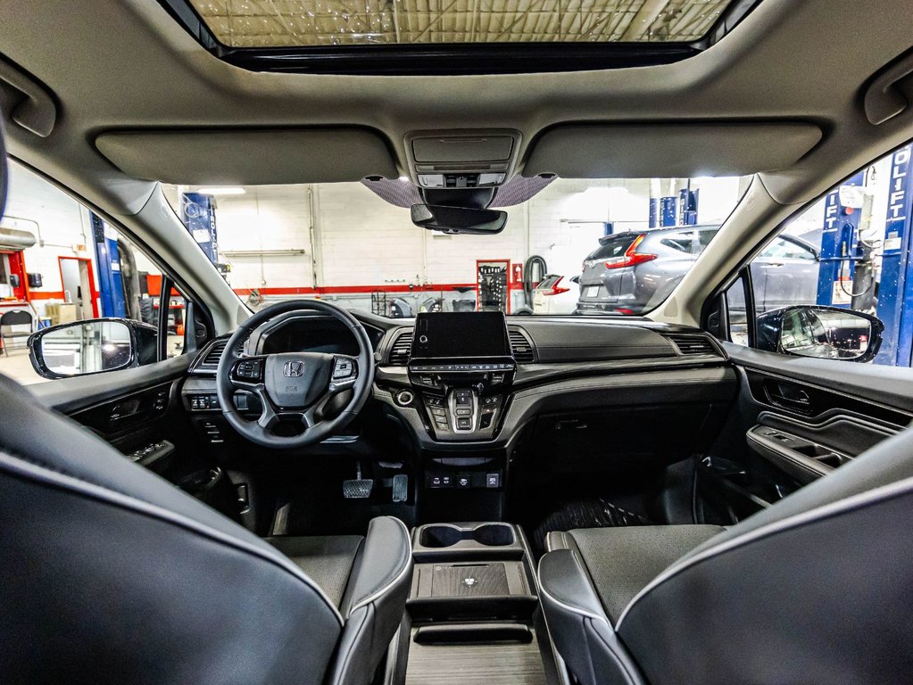 2026 Honda Odyssey Touring in , Quebec - 15 - w1024h768px