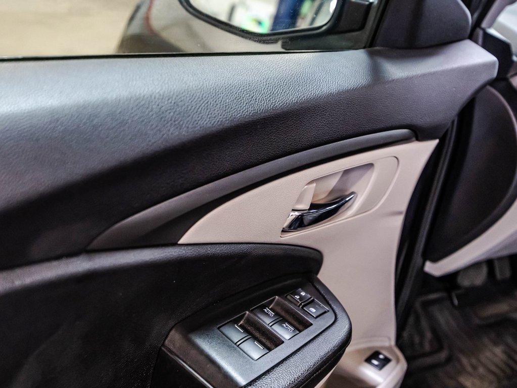 Honda Pilot EX-L 2017 à , Québec - 12 - w1024h768px