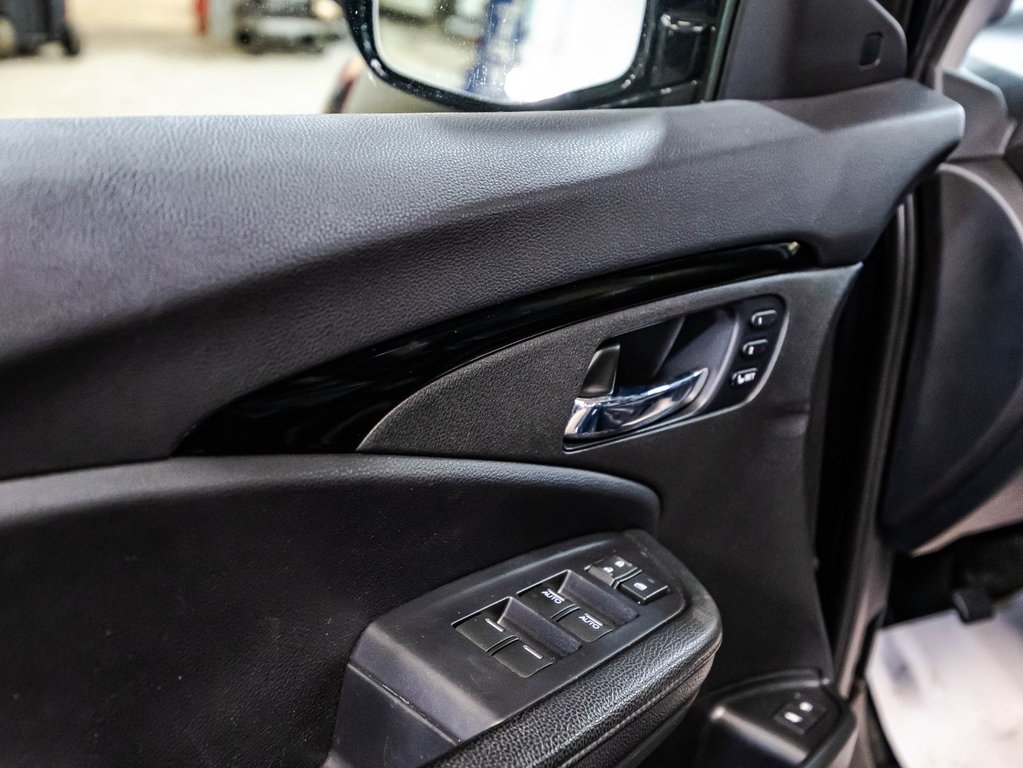 2019 Honda Pilot Touring 7-Passenger in , Quebec - 12 - w1024h768px