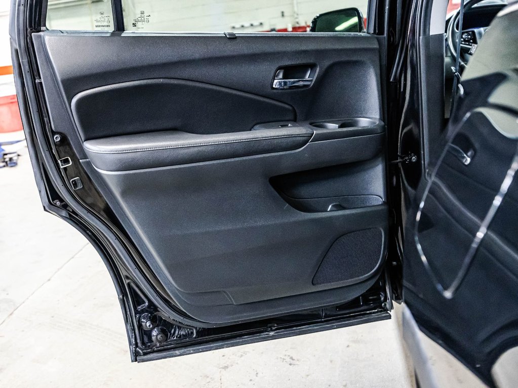 2019 Honda Pilot Touring 7-Passenger in , Quebec - 13 - w1024h768px
