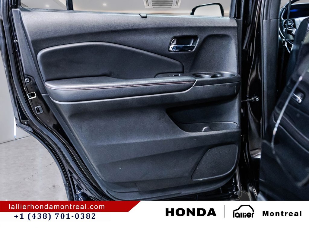 2019 Honda Pilot Black Edition / Client de la maison in Montréal, Quebec - 13 - w1024h768px