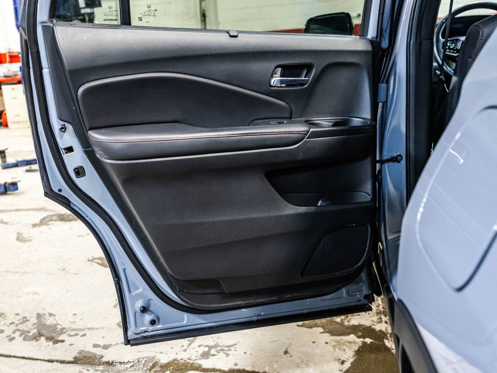 Honda Pilot Black Edition 2022 à Montréal, Québec - 13 - w1024h768px