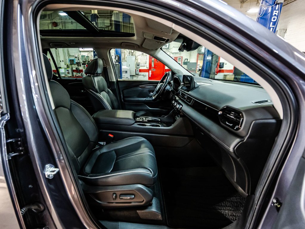 2023 Honda Pilot Touring in Montréal, Quebec - 18 - w1024h768px