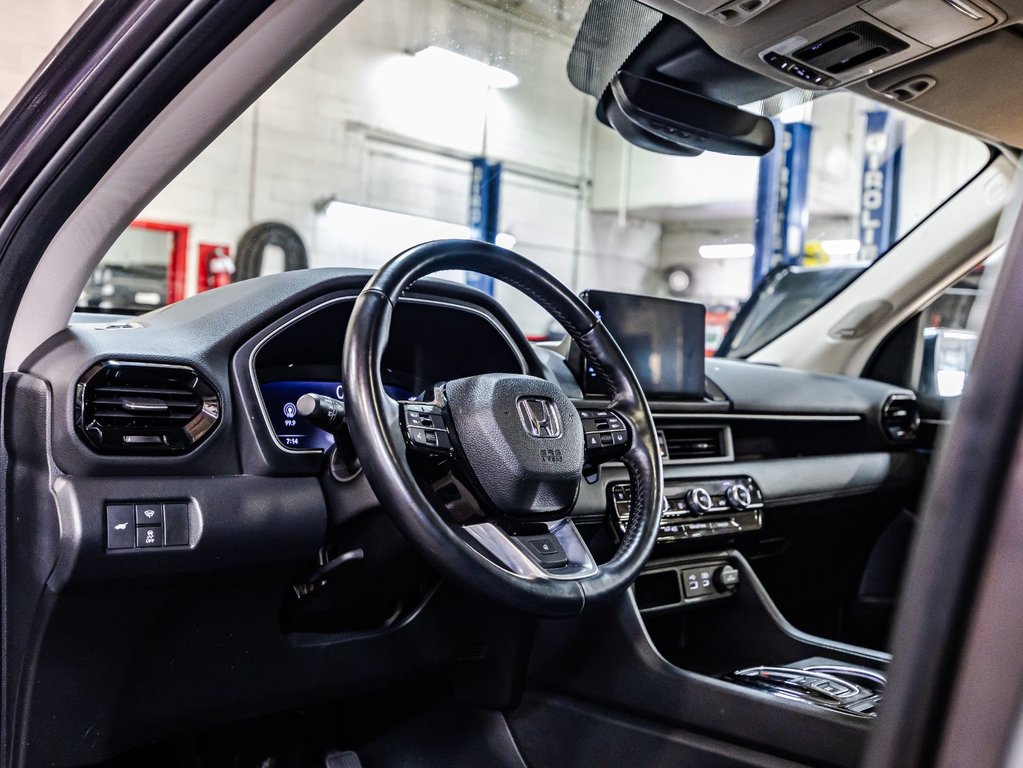 2023 Honda Pilot Touring in Montréal, Quebec - 21 - w1024h768px