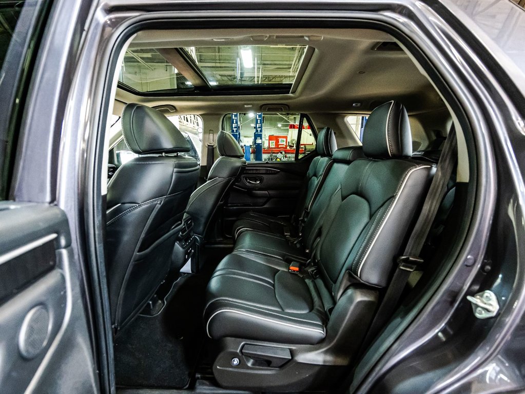 2023 Honda Pilot Touring in Montréal, Quebec - 13 - w1024h768px