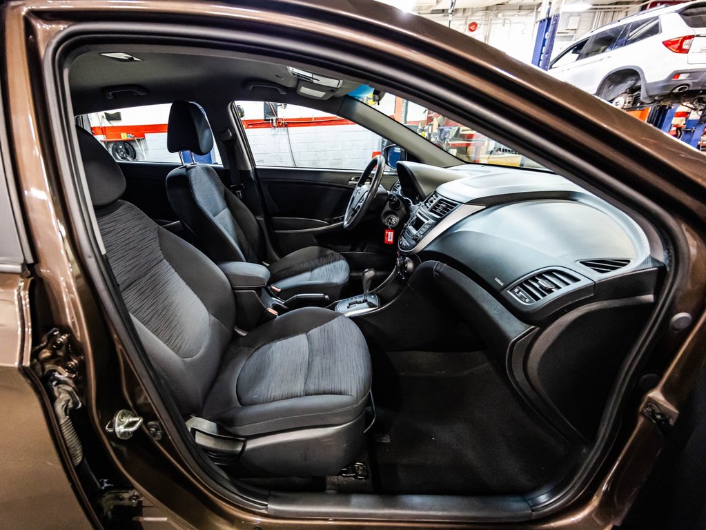 Hyundai Accent GL 2016 à , Québec - 17 - w1024h768px