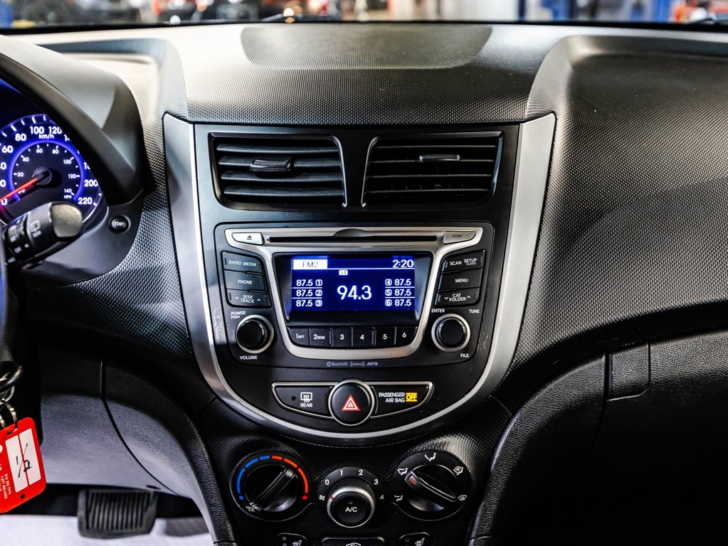 Hyundai Accent GL 2016 à , Québec - 23 - w1024h768px