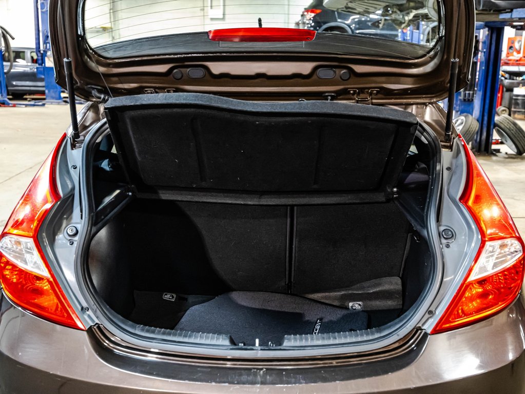 Hyundai Accent GL 2016 à , Québec - 15 - w1024h768px