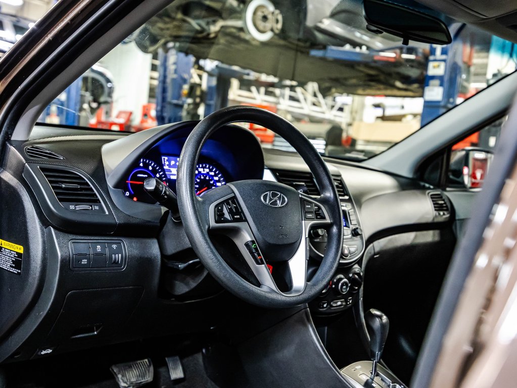 Hyundai Accent GL 2016 à , Québec - 19 - w1024h768px