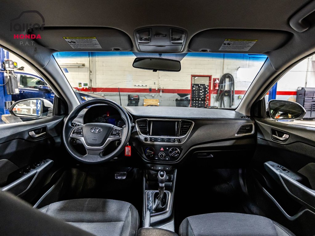 Hyundai Accent GL 2018 à Montréal, Québec - 14 - w1024h768px