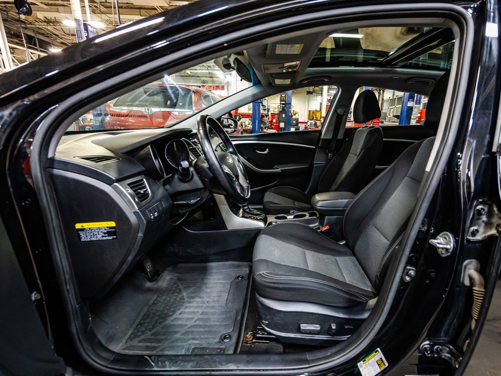 Hyundai Elantra GT GLS w/Tech Pkg 2016 à , Québec - 20 - w1024h768px