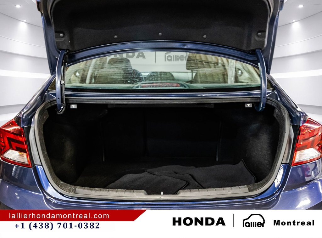 Hyundai Elantra Preferred 2019 à Montréal, Québec - 15 - w1024h768px