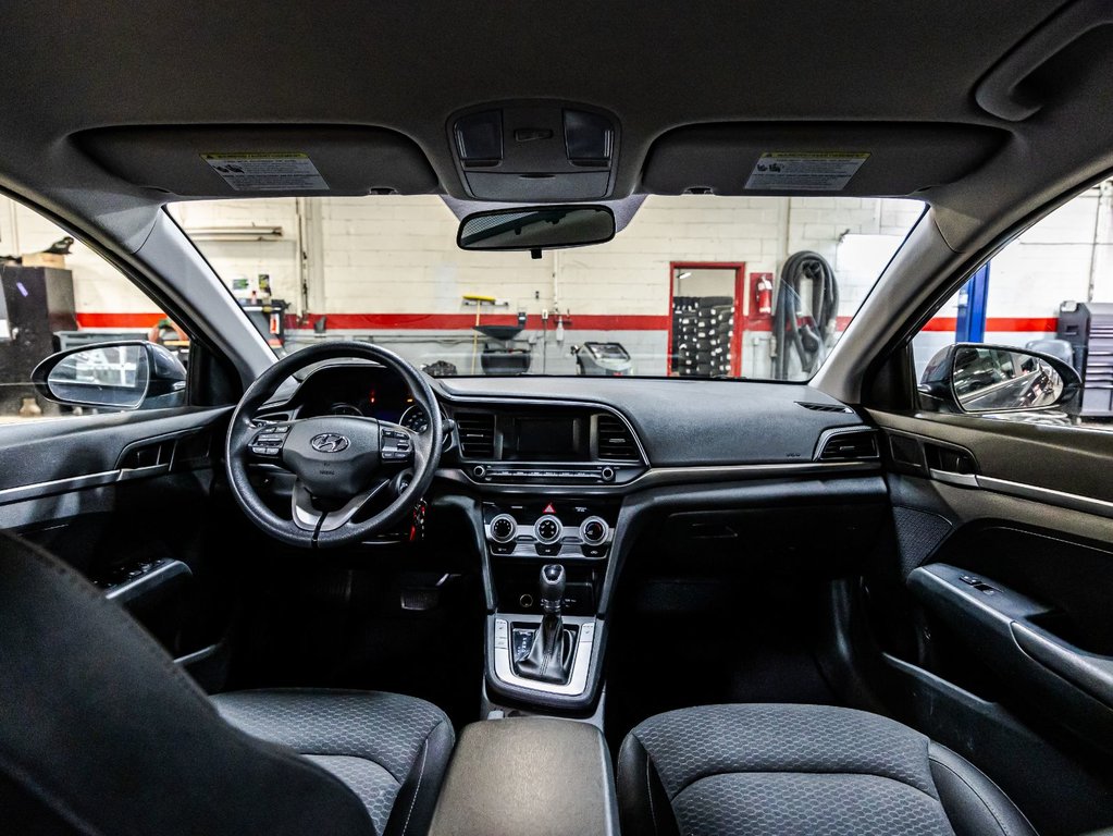 2020 Hyundai Elantra Essential in , Quebec - 14 - w1024h768px