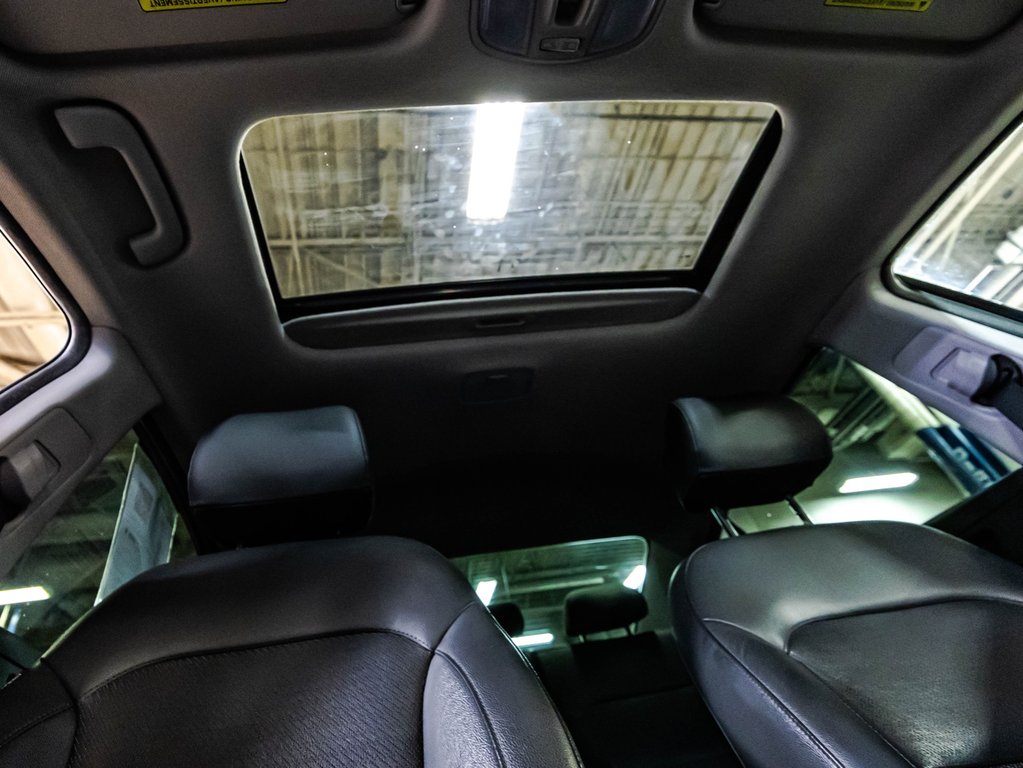 2020 Hyundai Elantra Ultimate in Montréal, Quebec - 20 - w1024h768px