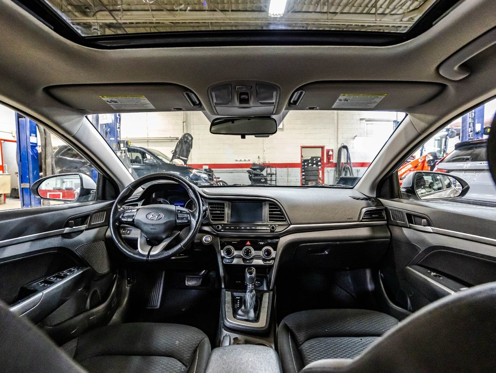 Hyundai Elantra Preferred w/Sun & Safety Package 2020 à Montréal, Québec - 15 - w1024h768px