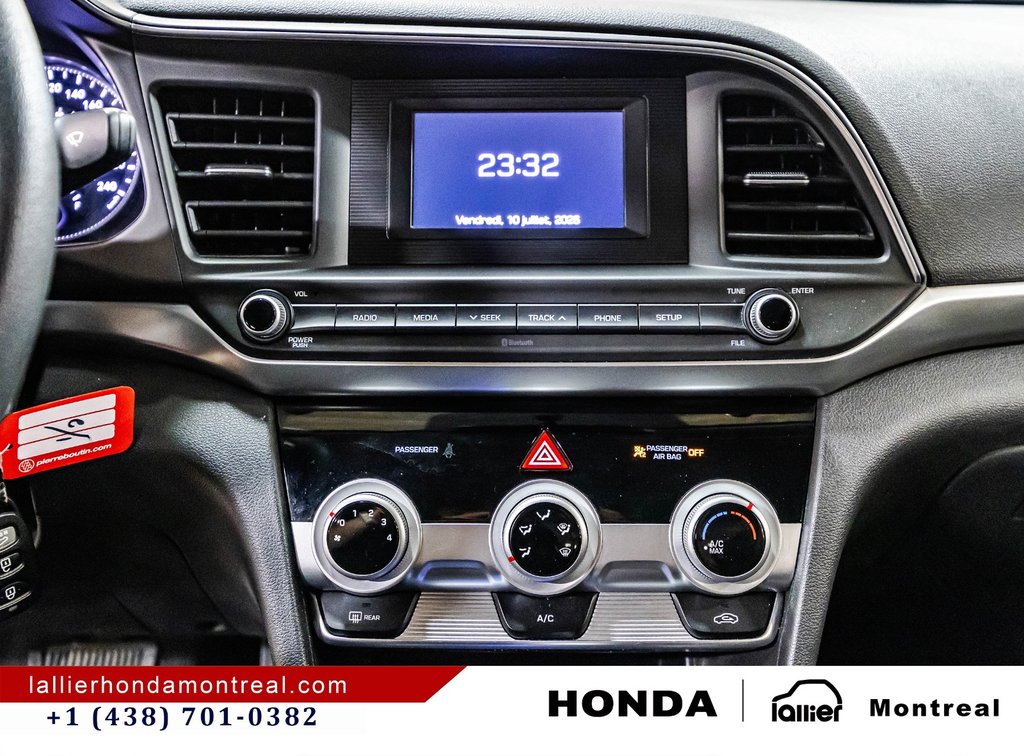 2020 Hyundai Elantra Essential in Montréal, Quebec - 23 - w1024h768px