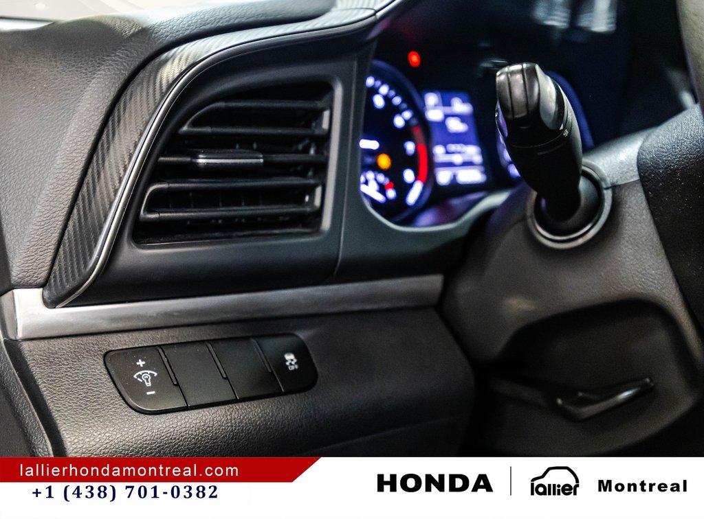 2020 Hyundai Elantra Essential in Montréal, Quebec - 20 - w1024h768px