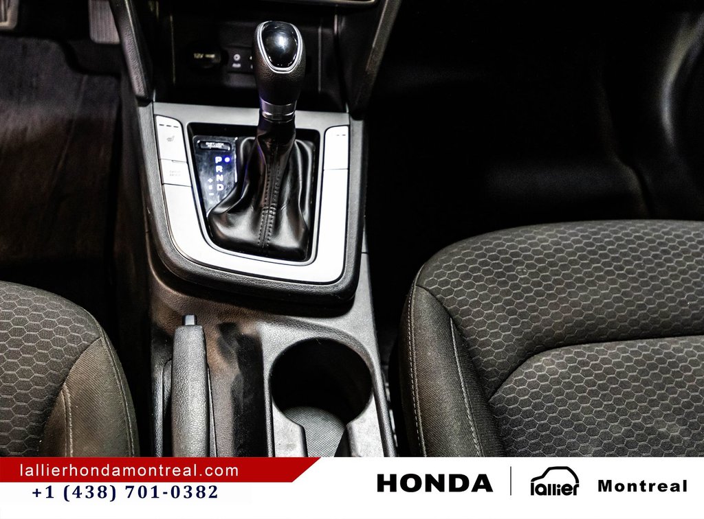 2020 Hyundai Elantra Essential in Montréal, Quebec - 24 - w1024h768px