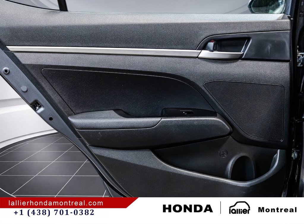 2020 Hyundai Elantra Essential in Montréal, Quebec - 12 - w1024h768px