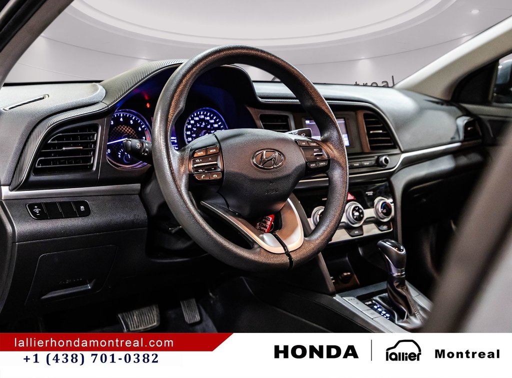 2020 Hyundai Elantra Essential in Montréal, Quebec - 19 - w1024h768px