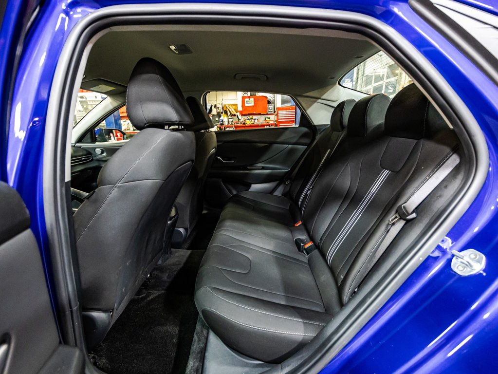 2021 Hyundai Elantra Preferred in Montréal, Quebec - 15 - w1024h768px