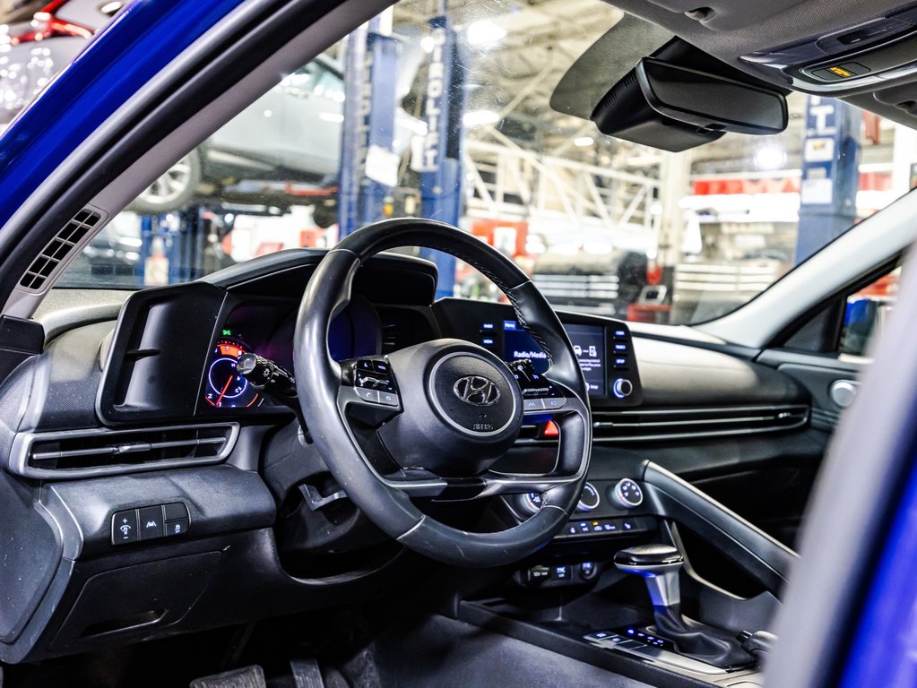 2021 Hyundai Elantra Preferred in Montréal, Quebec - 21 - w1024h768px