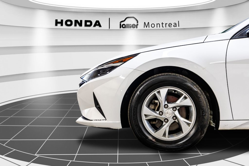 Hyundai Elantra Essential 2021 à Montréal, Québec - 10 - w1024h768px