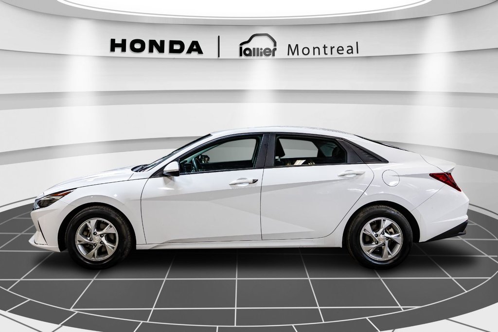 Hyundai Elantra Essential 2021 à Montréal, Québec - 4 - w1024h768px