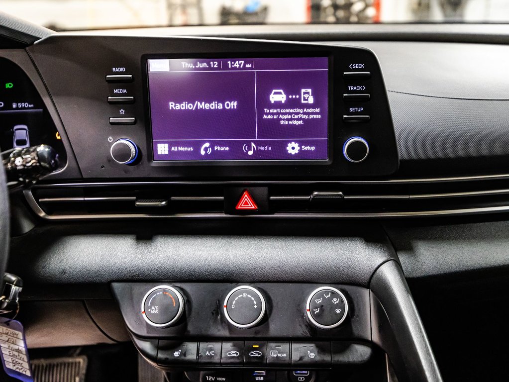 Hyundai Elantra Essential 2021 à Montréal, Québec - 23 - w1024h768px