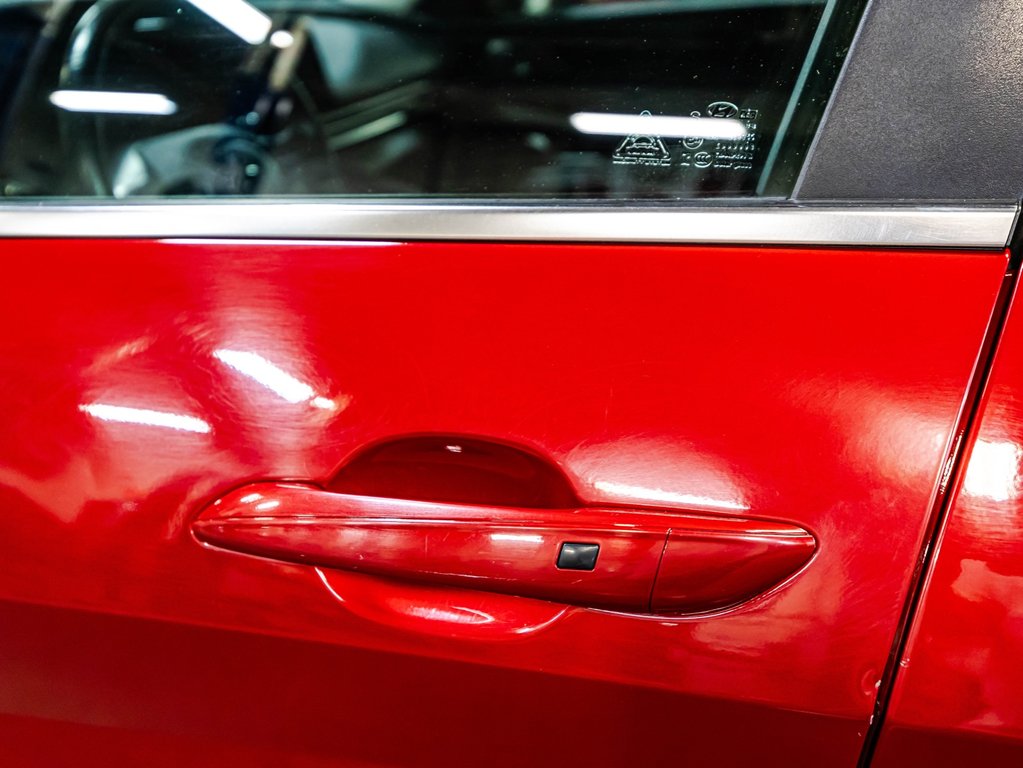 2021 Hyundai Elantra Ultimate Tech in , Quebec - 11 - w1024h768px