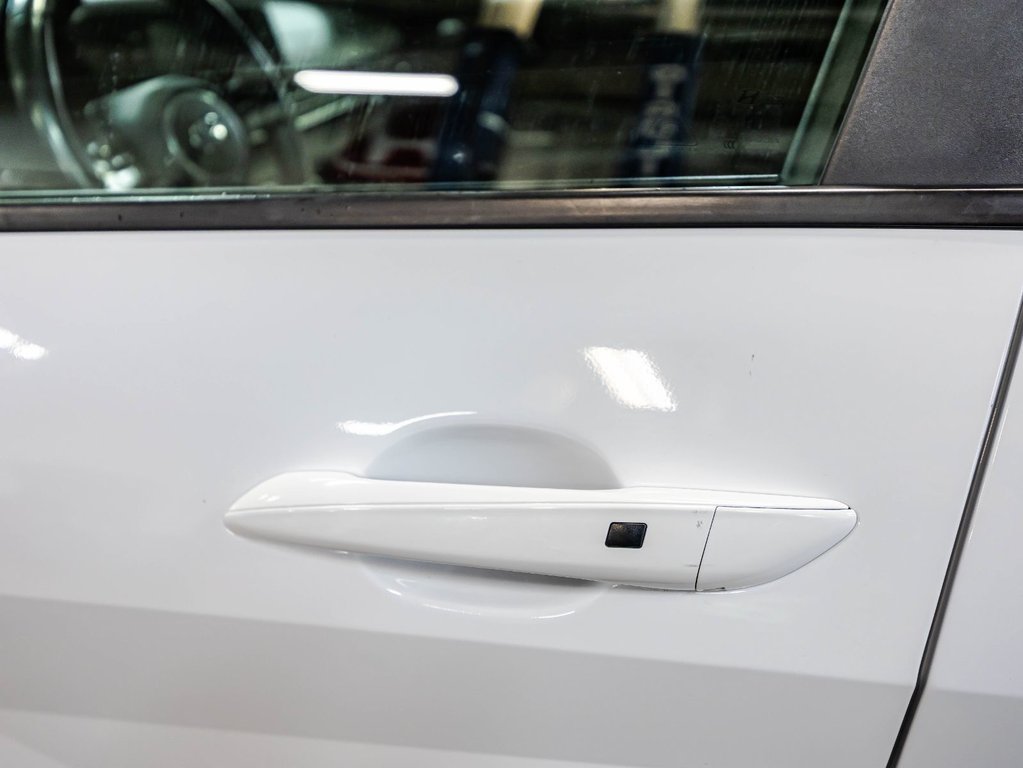 Hyundai Elantra Preferred 2021 à Montréal, Québec - 11 - w1024h768px