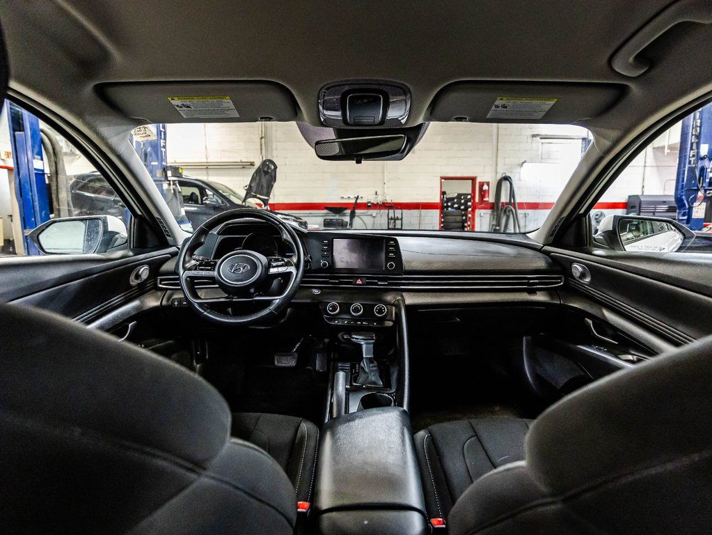 Hyundai Elantra Preferred 2021 à Montréal, Québec - 15 - w1024h768px