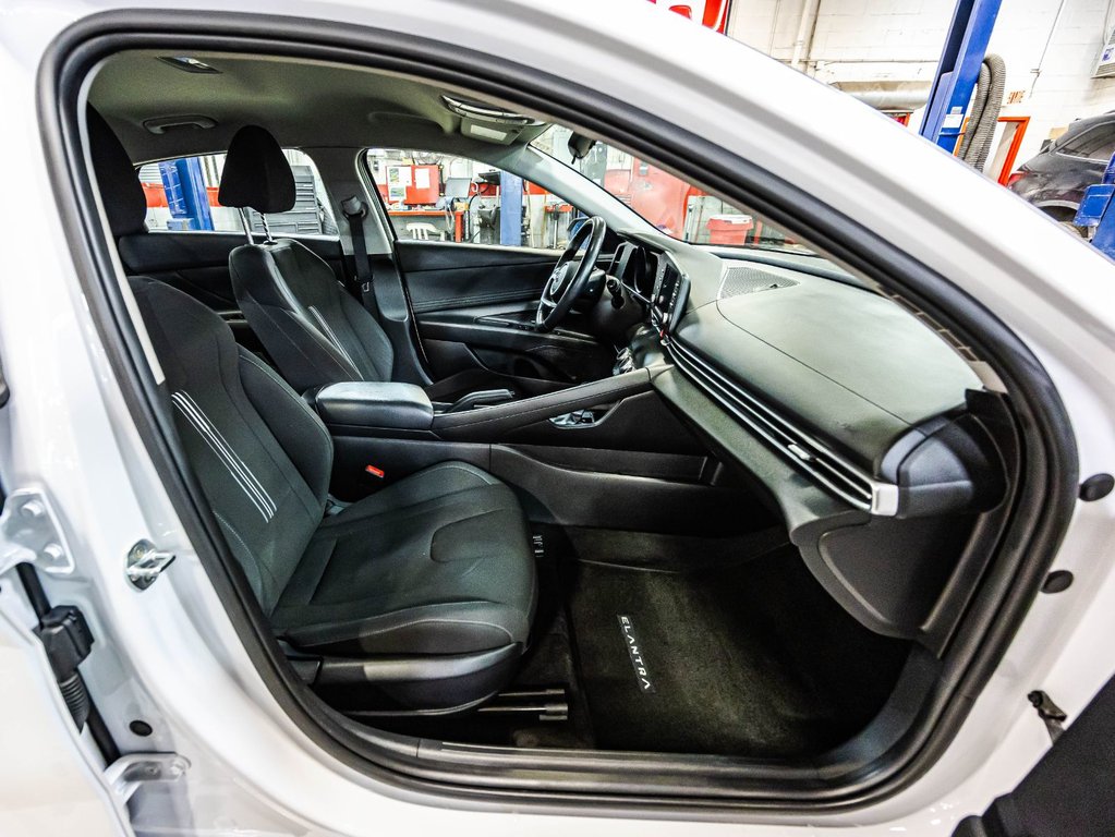 Hyundai Elantra Preferred 2021 à Montréal, Québec - 18 - w1024h768px