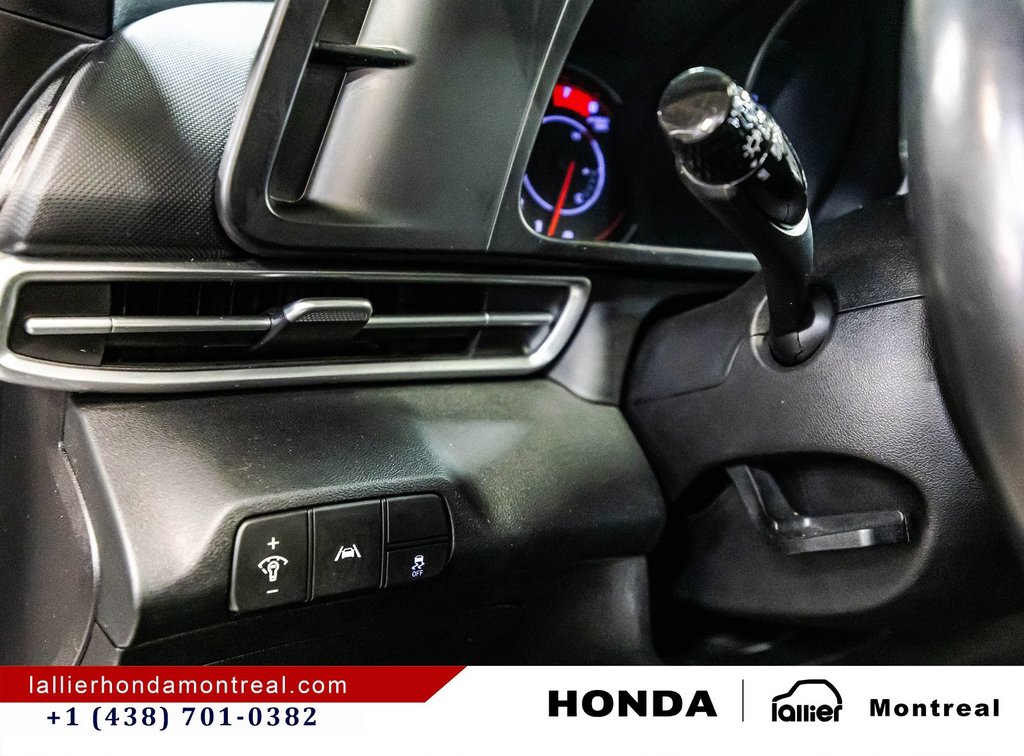 2022 Hyundai Elantra Preferred in Montréal, Quebec - 46 - w1024h768px