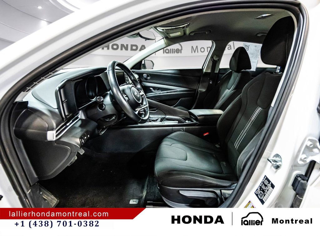 Hyundai Elantra PREFFERRED 2023 à Montréal, Québec - 19 - w1024h768px