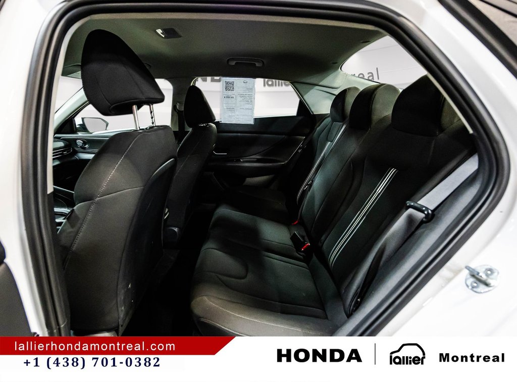 Hyundai Elantra PREFFERRED 2023 à Montréal, Québec - 14 - w1024h768px