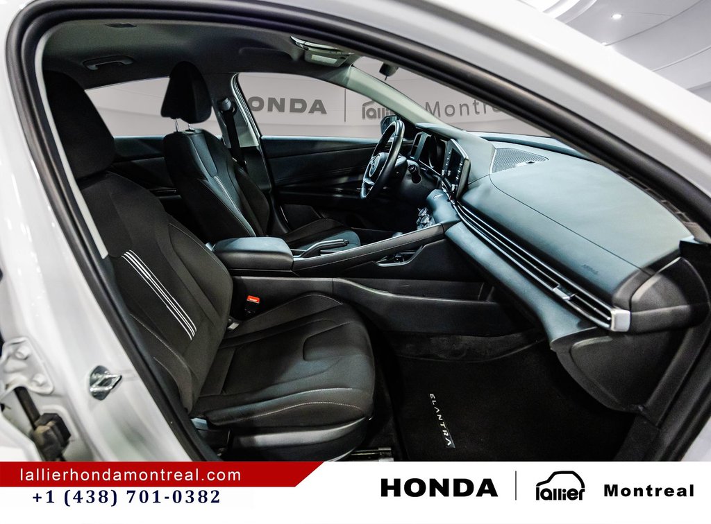 Hyundai Elantra PREFFERRED 2023 à Montréal, Québec - 18 - w1024h768px