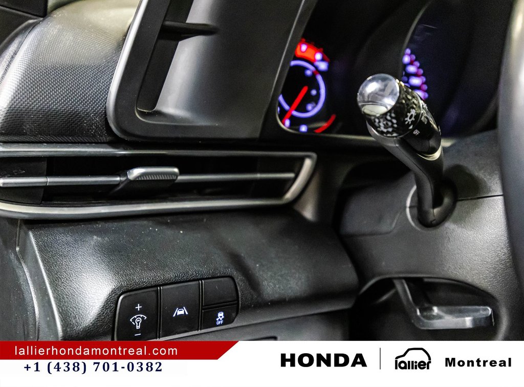 Hyundai Elantra PREFFERRED 2023 à Montréal, Québec - 21 - w1024h768px