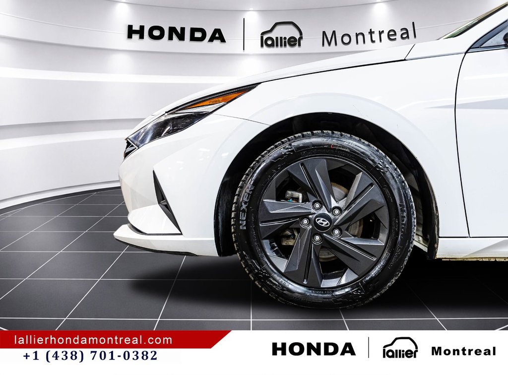 Hyundai Elantra PREFFERRED 2023 à Montréal, Québec - 10 - w1024h768px