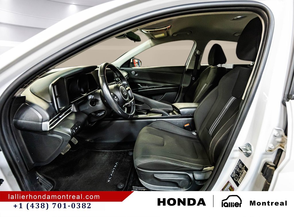 Hyundai Elantra PREFFERRED 2023 à Montréal, Québec - 19 - w1024h768px