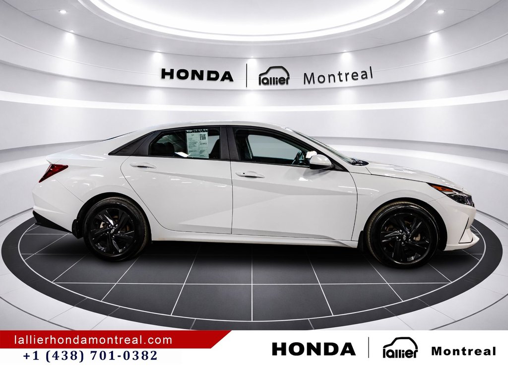 2023 Hyundai Elantra Preferred in Montréal, Quebec - 8 - w1024h768px