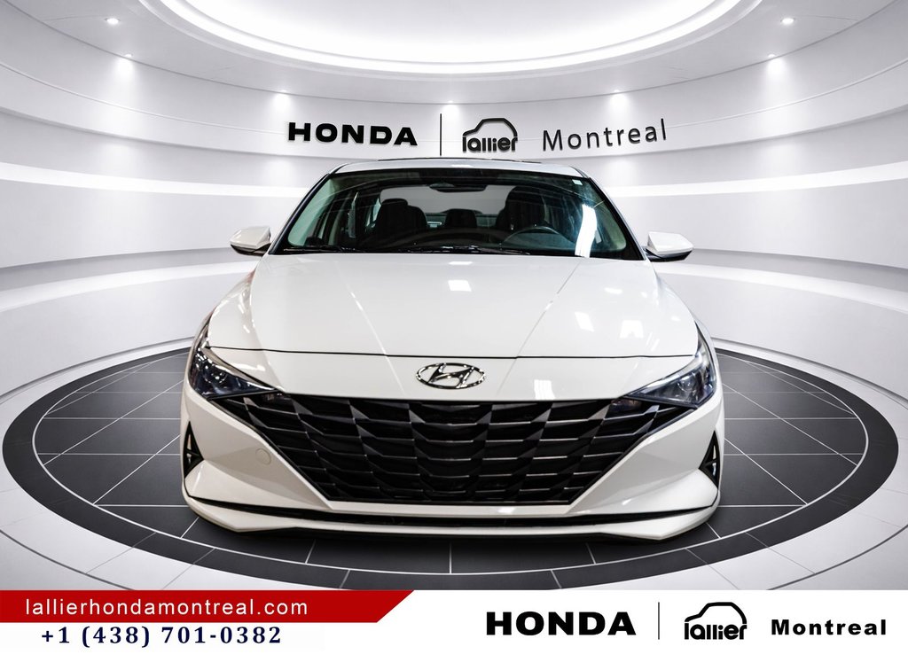 2023 Hyundai Elantra Preferred in Montréal, Quebec - 2 - w1024h768px