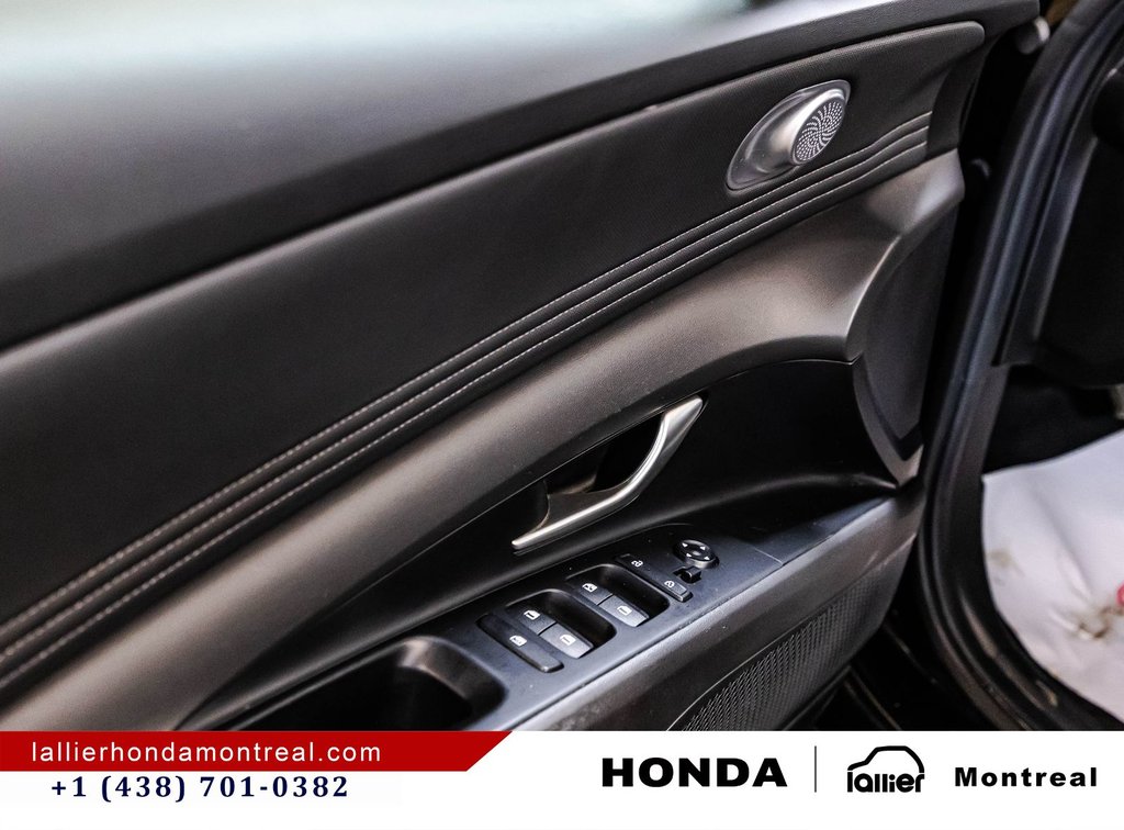 Hyundai Elantra Preferred 2024 à Montréal, Québec - 12 - w1024h768px