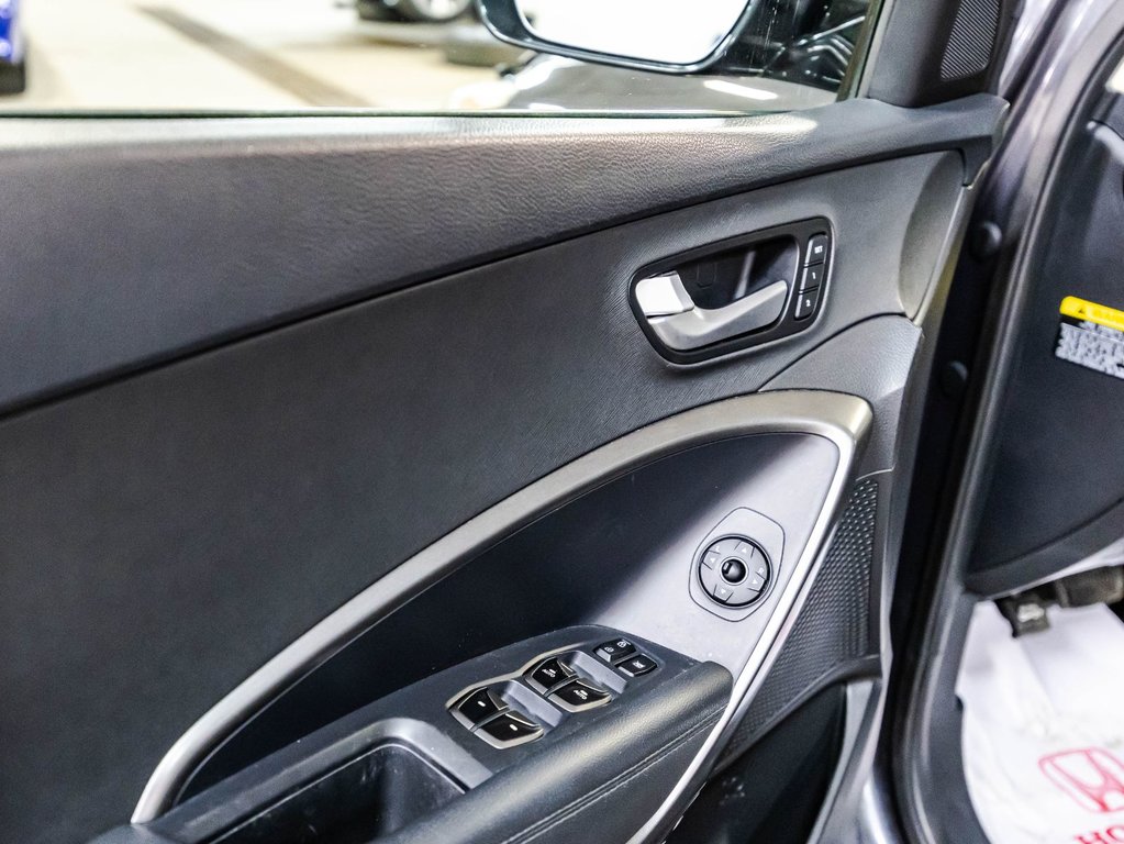 2017 Hyundai Santa Fe Sport Luxury in , Quebec - 12 - w1024h768px