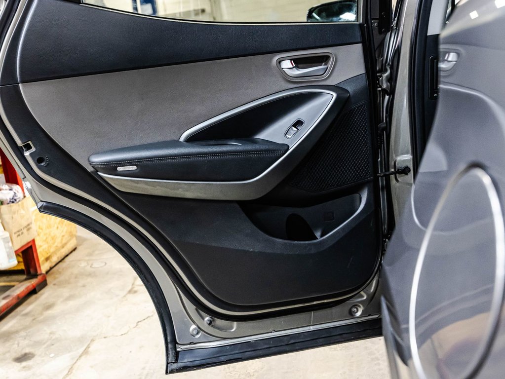 2017 Hyundai Santa Fe Sport in Montréal, Quebec - 12 - w1024h768px