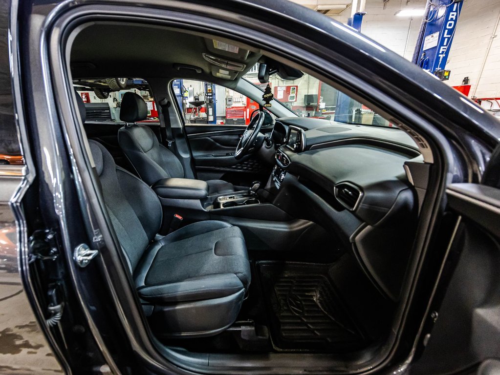 2020 Hyundai Santa Fe Preferred in Montréal, Quebec - 18 - w1024h768px