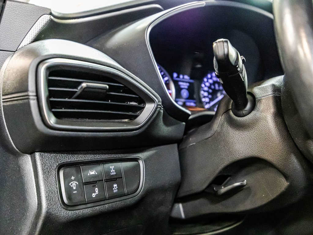 2020 Hyundai Santa Fe Preferred in Montréal, Quebec - 21 - w1024h768px