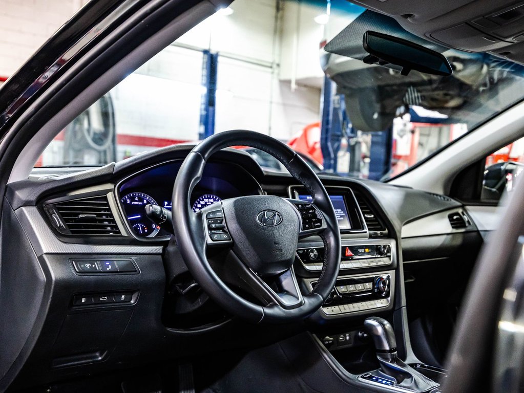 Hyundai Sonata GL 2018 à , Québec - 19 - w1024h768px