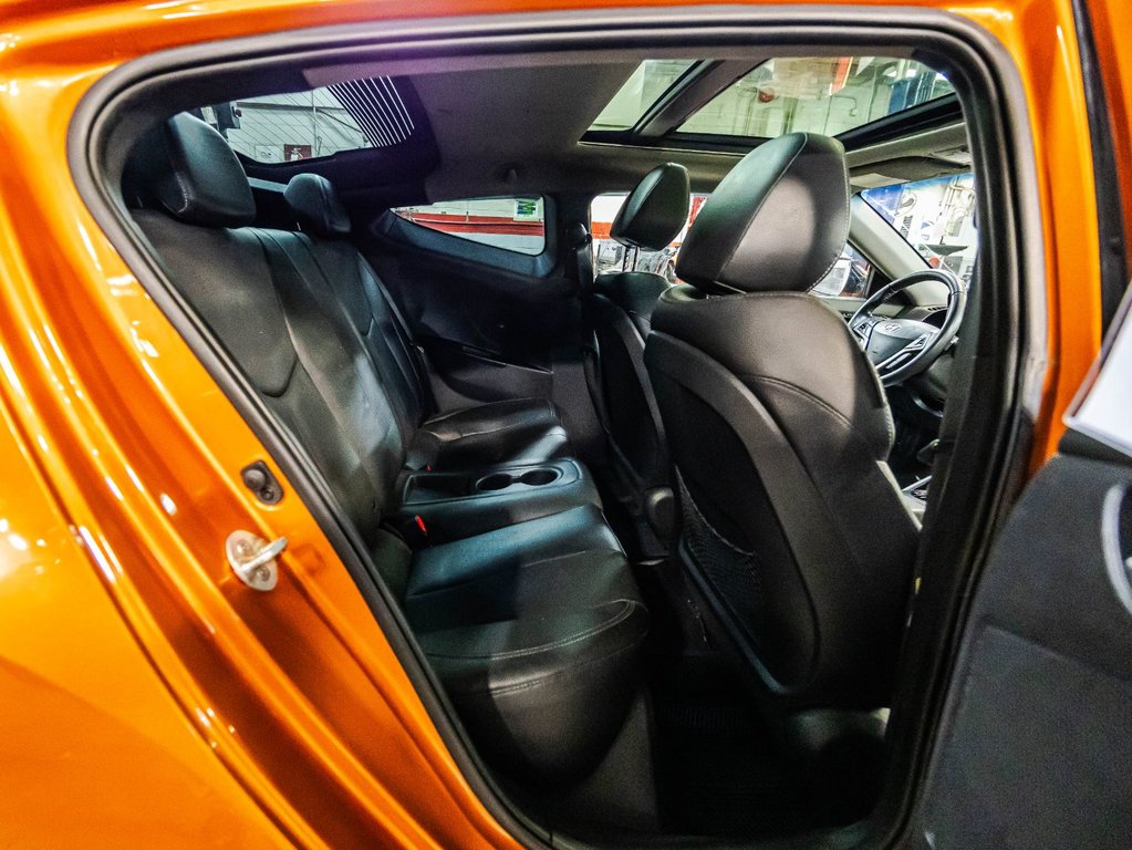 Hyundai Veloster Turbo 2013 à Montréal, Québec - 15 - w1024h768px